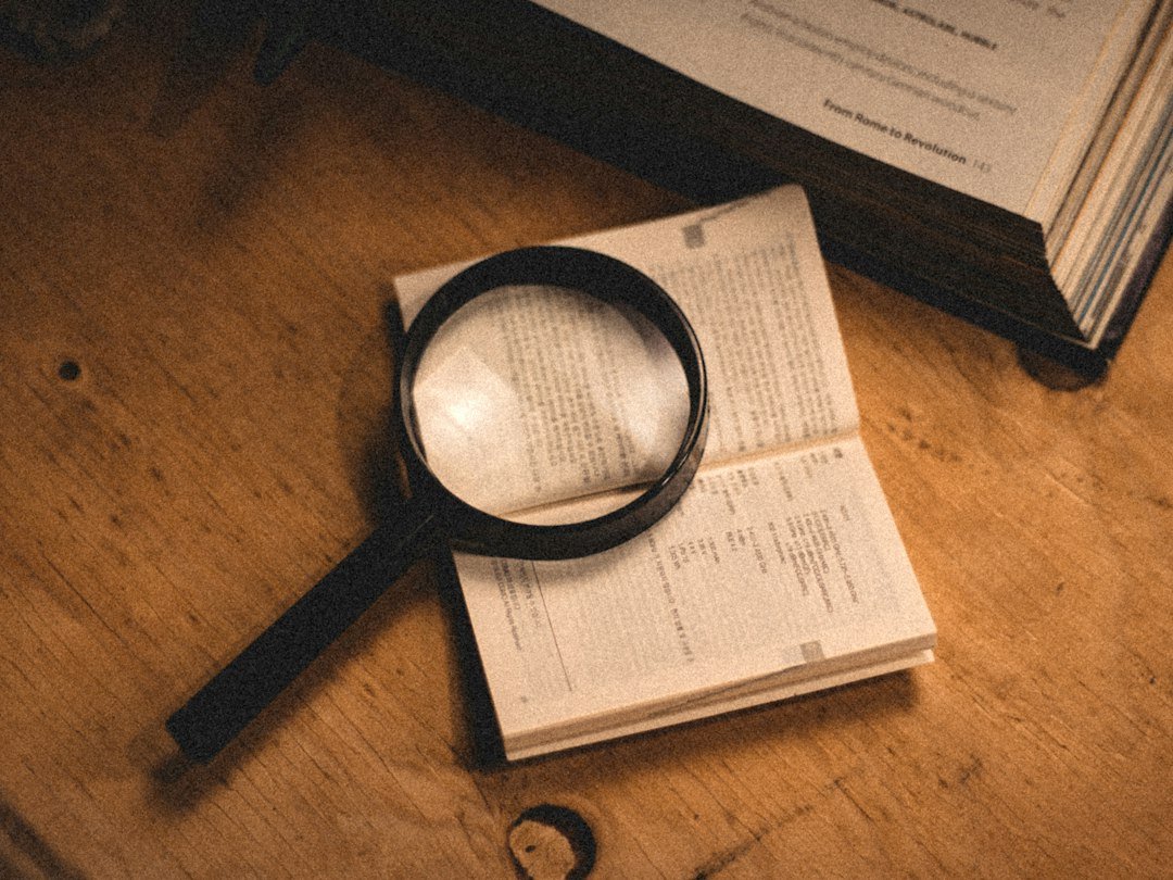 document scanning magnifying glass